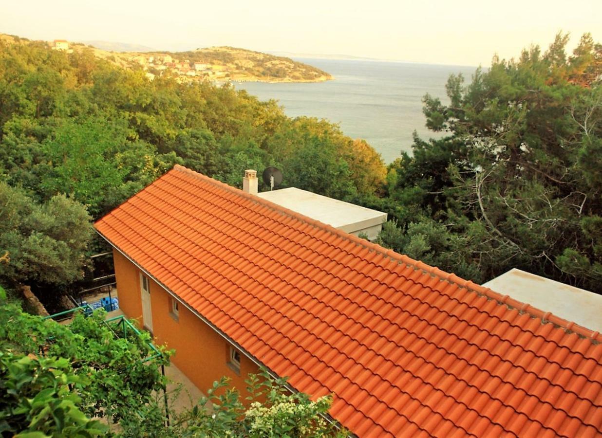 Quercus Apartment Stara Baška 外观 照片